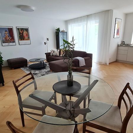 Beautiful New Apt In Old Town Near Train Station - Free Parking 브라티슬라바 외부 사진